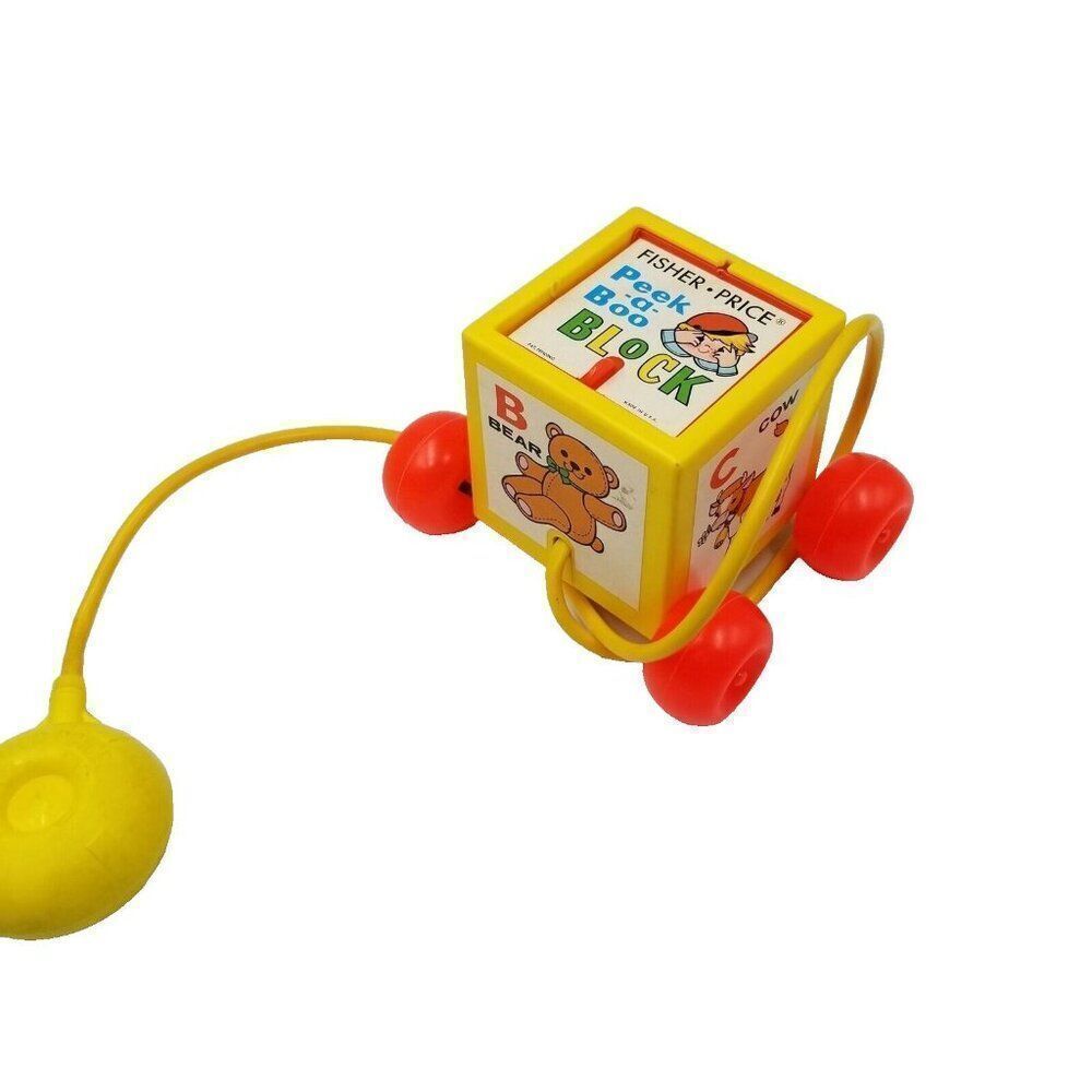Vintage Fisher Price Peek-a-Boo Block in box 1970-1979 FP Pull Toy